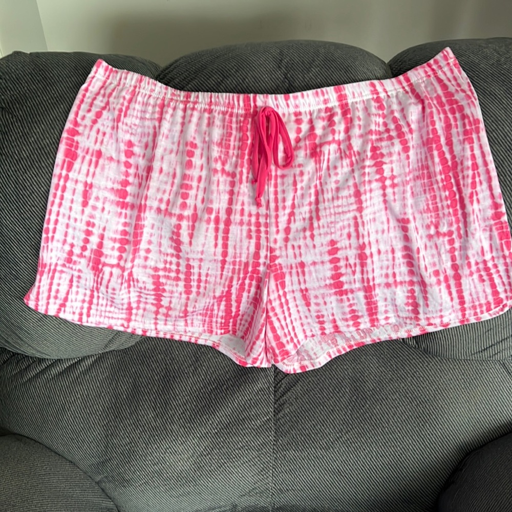 2X Women’s pajama shorts NWOT elastic waist tie at waist only for show